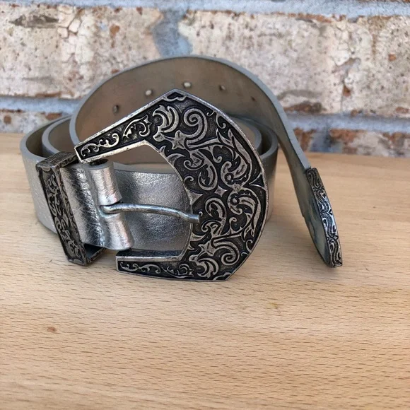 Streets Ahead Made in Usa Leather Silver Antique Silver Western Cowgirl Belt L